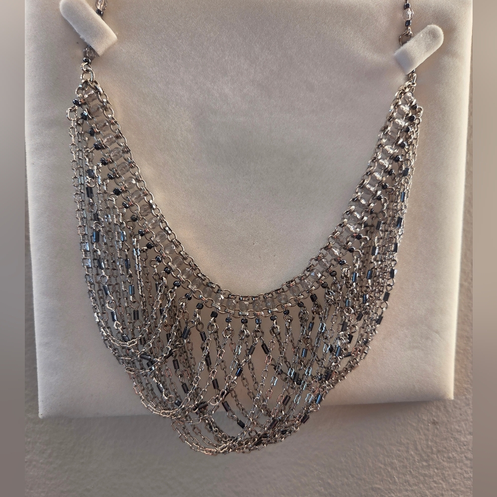 Elegant Silver Necklace